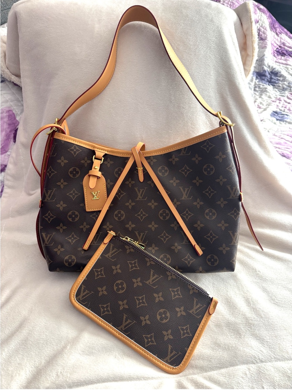 Louis Vuitton Brown Monogram Shoulder Bag with Tan Trim and Pouch - Picture 8 of 8